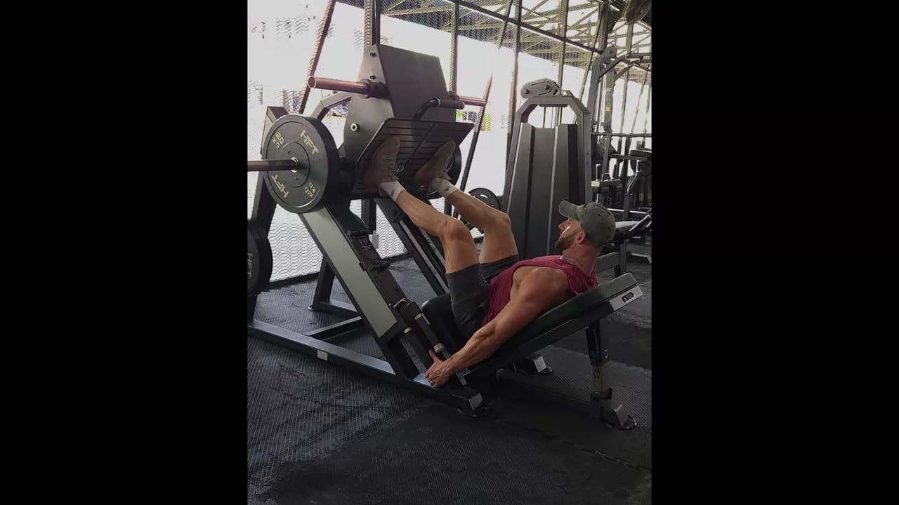 Iso Lateral Leg Press exercise