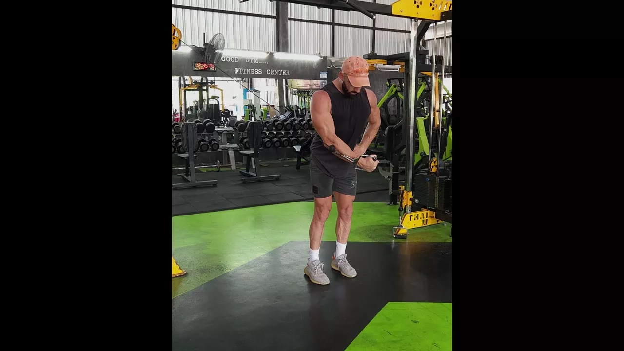 Cable Crossover Single Arm exercise